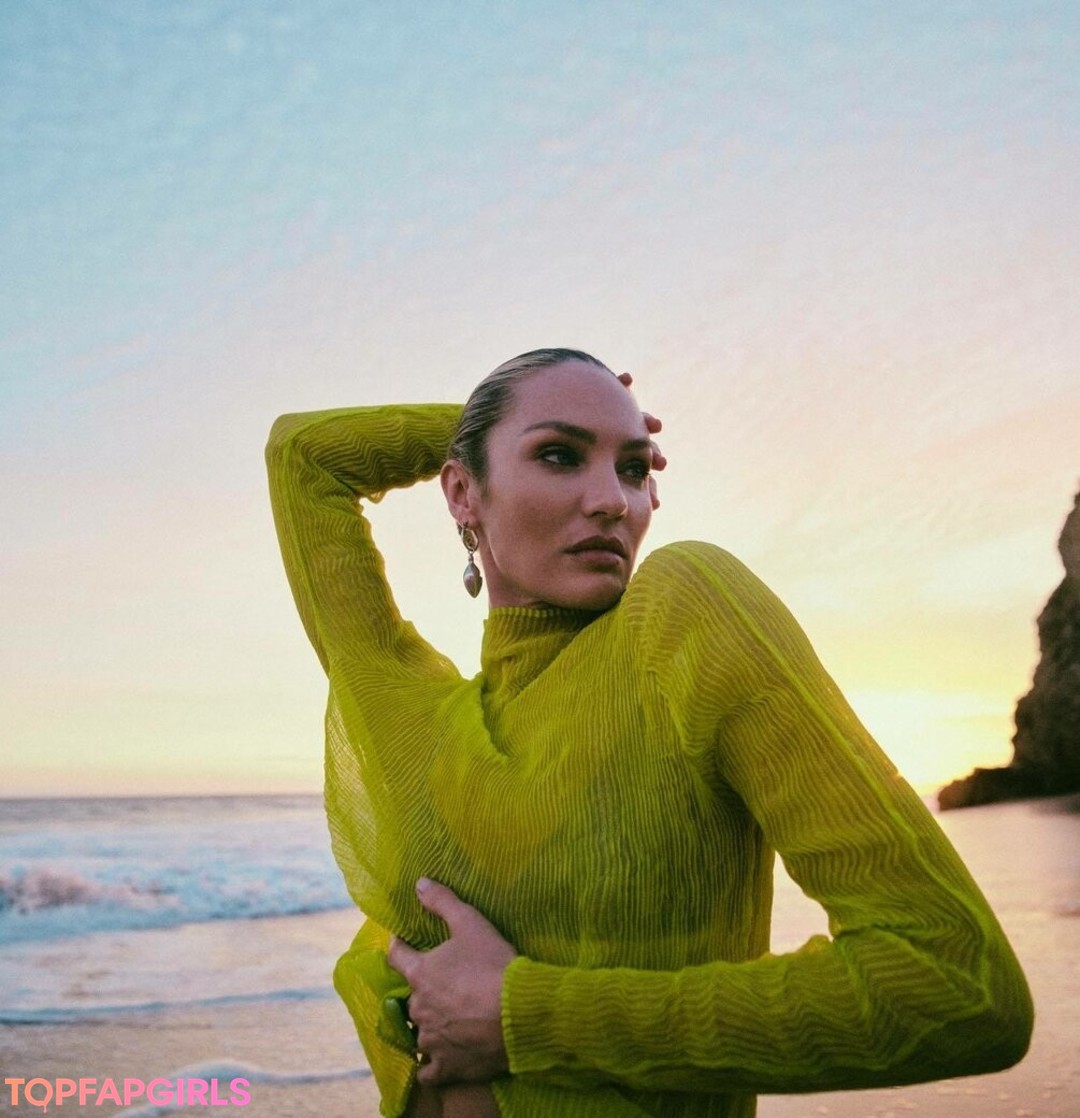 Foto desnuda filtrada de OnlyFans de Candice Swanepoel #609 Foto desnuda filtrada de OnlyFans de Candice Swanepoel #609