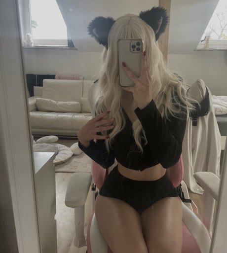 Foto desnuda filtrada de OnlyFans de Bnniesxo