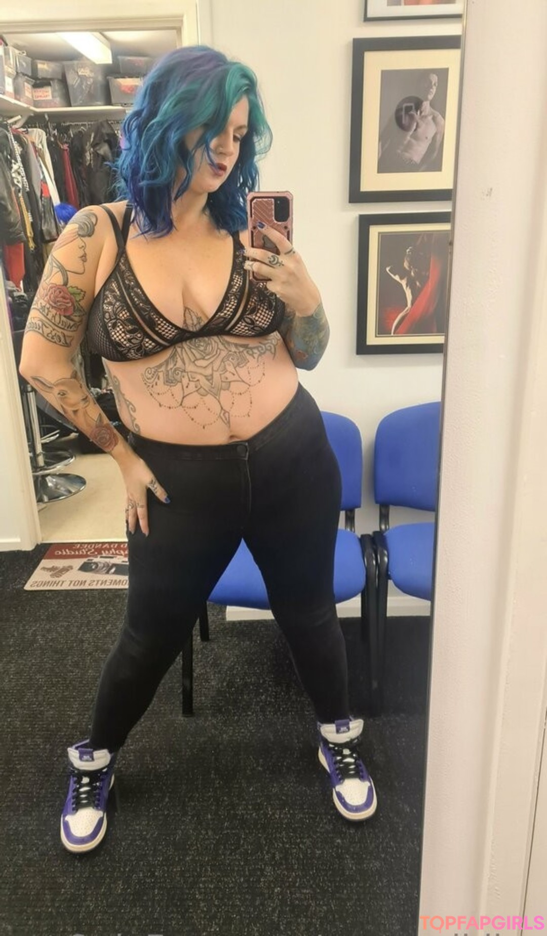 Foto desnuda filtrada de OnlyFans de Roguewildinc #28 Foto desnuda filtrada de OnlyFans de Roguewildinc #28