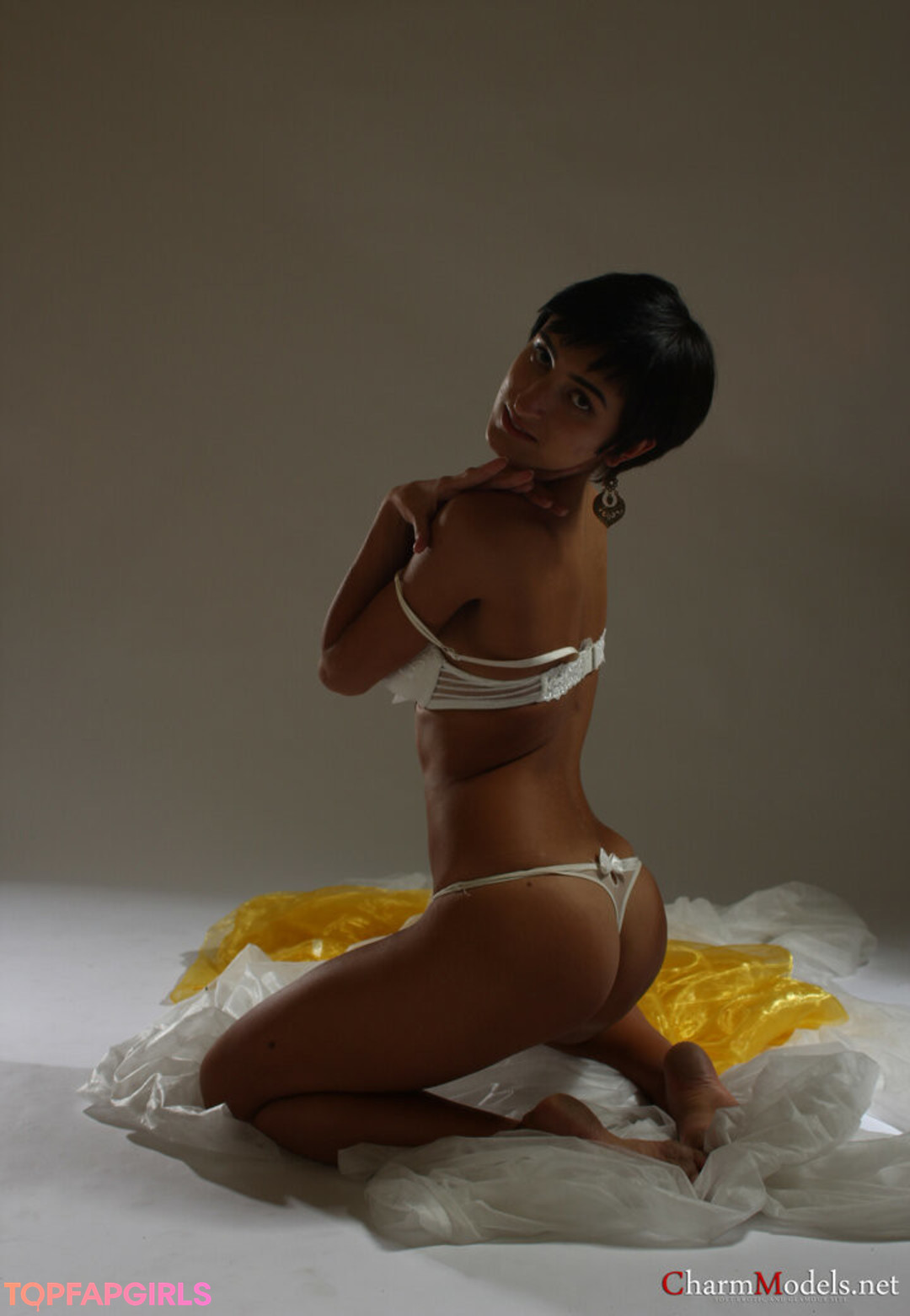 Foto desnuda filtrada de OnlyFans de Charmmodels #354 Foto desnuda filtrada de OnlyFans de Charmmodels #354