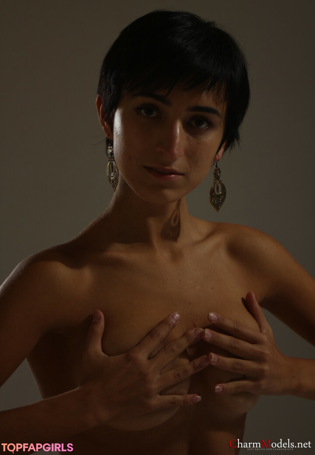 Foto desnuda filtrada de OnlyFans de Charmmodels #373 Foto desnuda filtrada de OnlyFans de Charmmodels #373