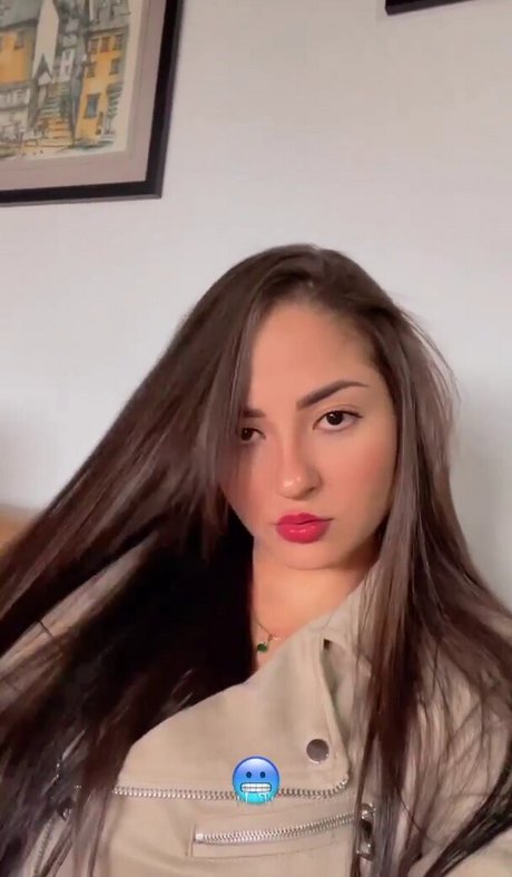 Angie Carmona