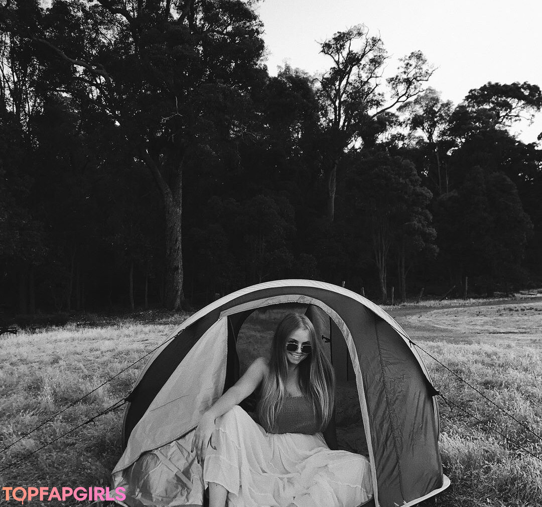 Foto desnuda filtrada de OnlyFans de Madison Mclachlan #99 Foto desnuda filtrada de OnlyFans de Madison Mclachlan #99