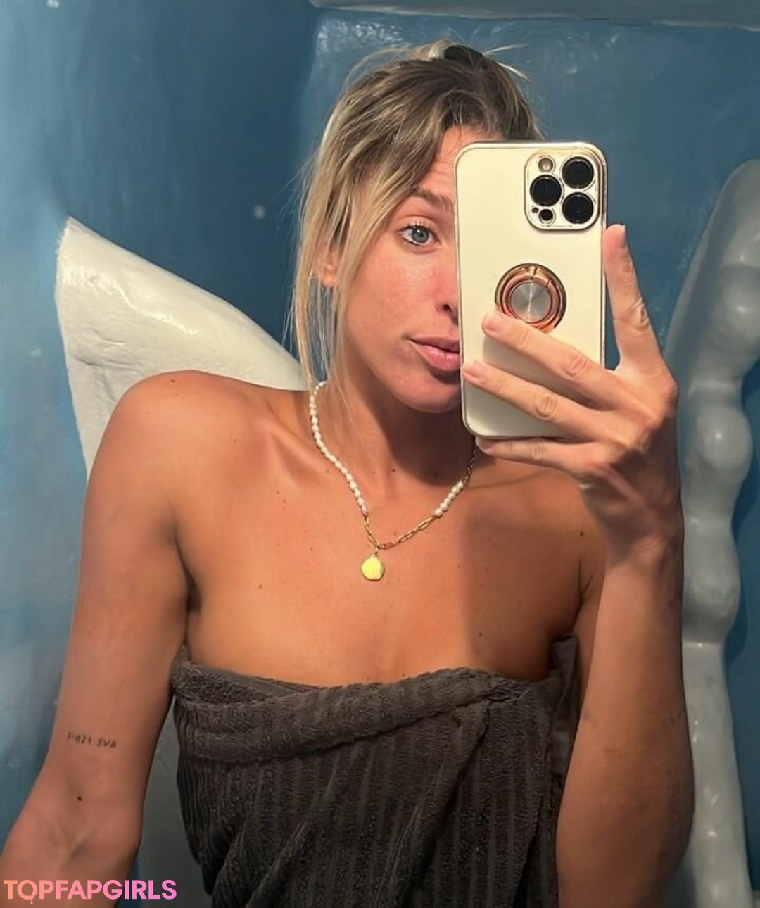 Foto desnuda filtrada de OnlyFans de Carlotad26 #177 Foto desnuda filtrada de OnlyFans de Carlotad26 #177