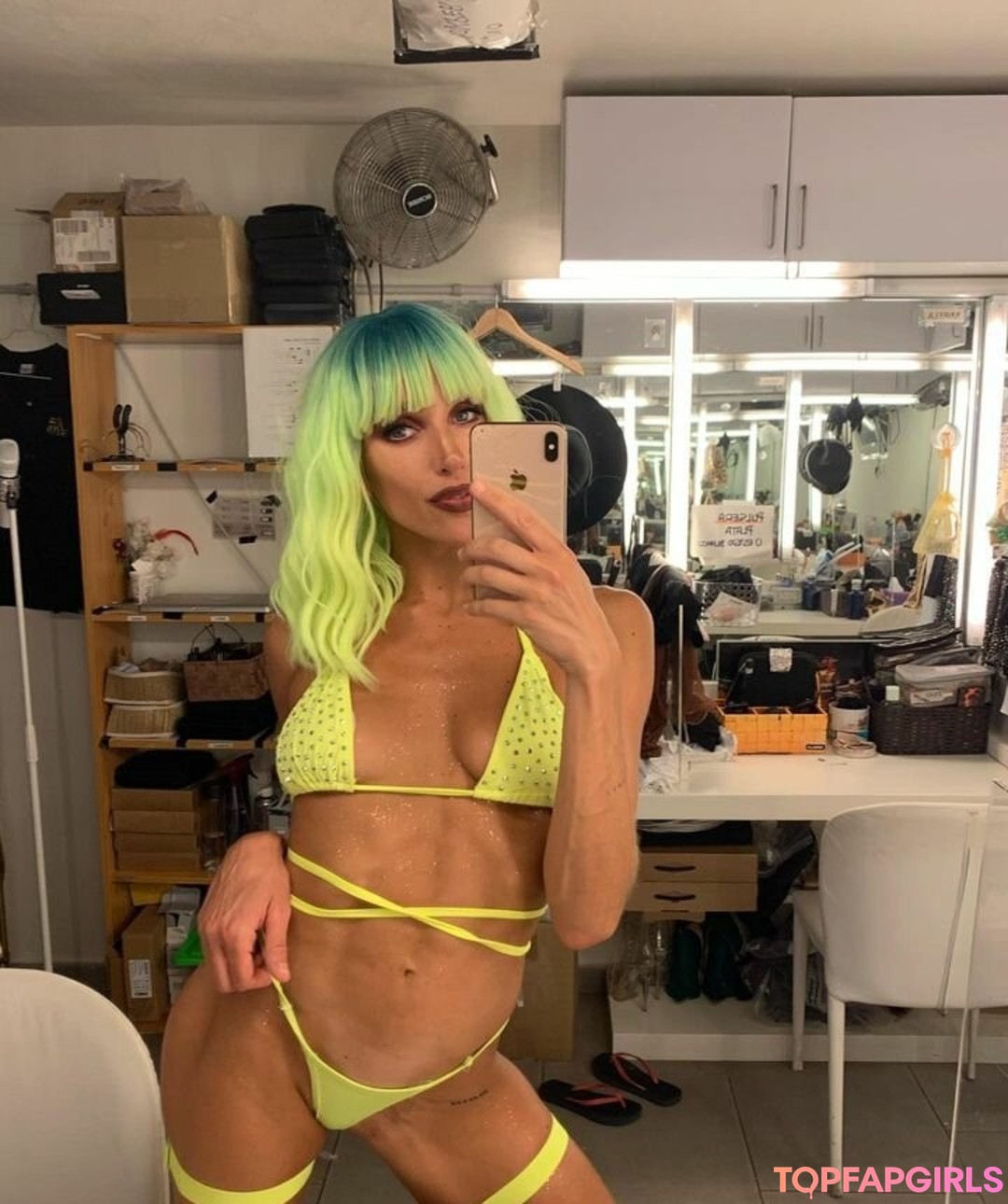 Foto desnuda filtrada de OnlyFans de Carlotad26 #21 Foto desnuda filtrada de OnlyFans de Carlotad26 #21