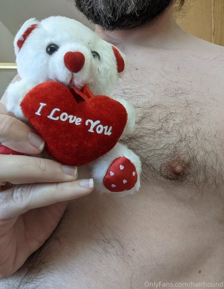 Foto desnuda filtrada de OnlyFans de Hairhound