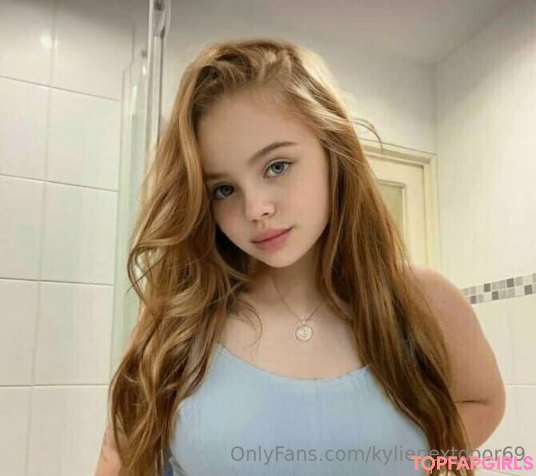 Foto desnuda filtrada de OnlyFans de Kylienextdoor69 #357 Foto desnuda filtrada de OnlyFans de Kylienextdoor69 #357