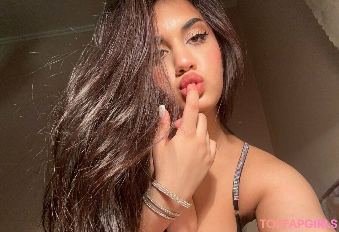 Foto desnuda filtrada de OnlyFans de Kylienextdoor69 #515 Foto desnuda filtrada de OnlyFans de Kylienextdoor69 #515