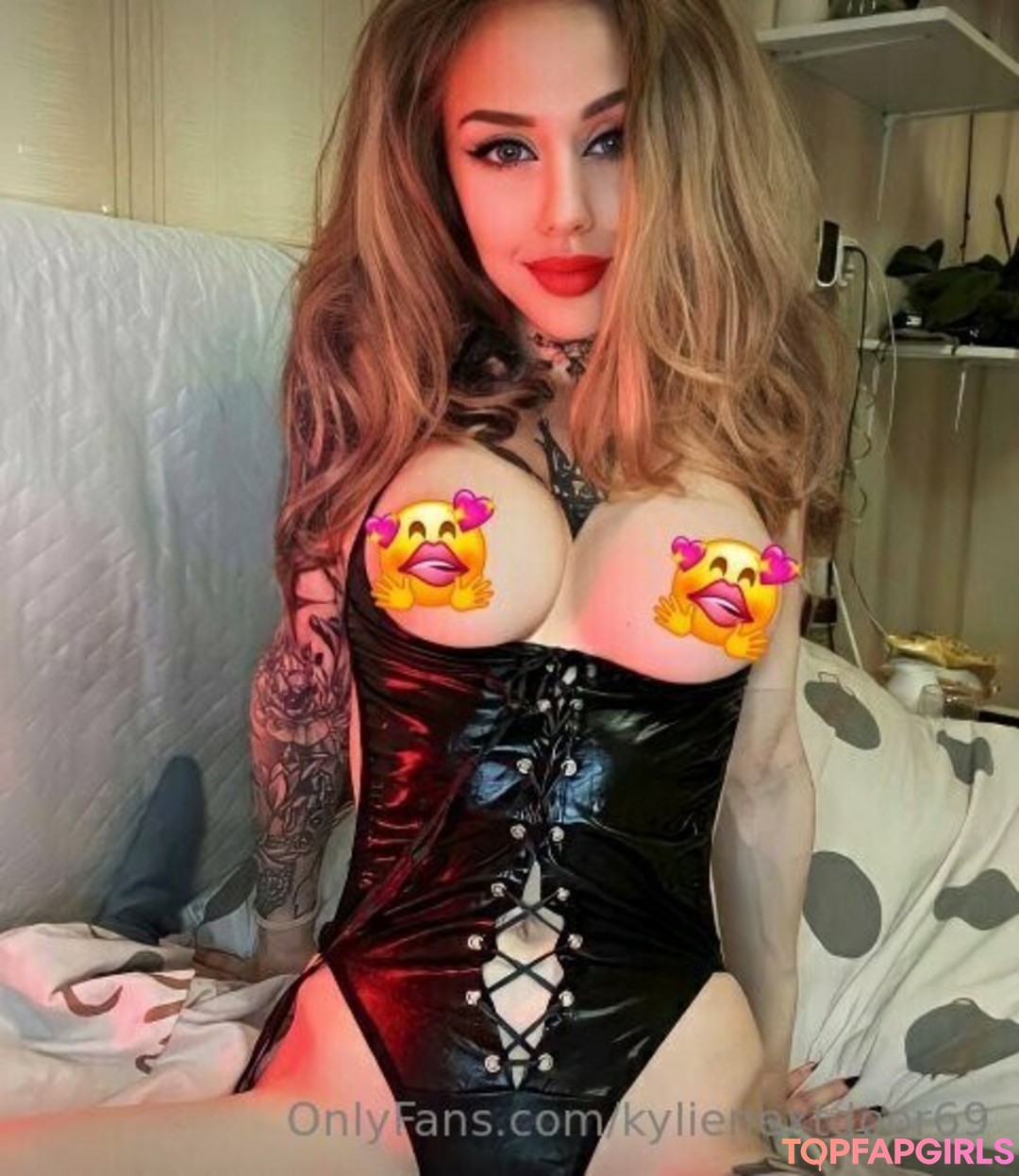 Foto desnuda filtrada de OnlyFans de Kylienextdoor69 #98 Foto desnuda filtrada de OnlyFans de Kylienextdoor69 #98