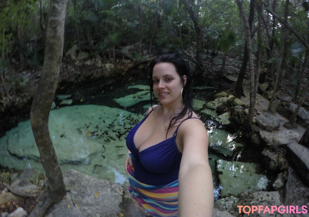 Foto desnuda filtrada de OnlyFans de Kinsey Osborn #71 Foto desnuda filtrada de OnlyFans de Kinsey Osborn #71