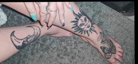 Foto desnuda filtrada de OnlyFans de Toesandtattsxo