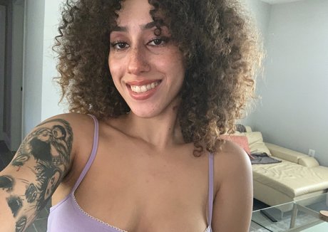 Foto desnuda filtrada de OnlyFans de Itsmekiraperez