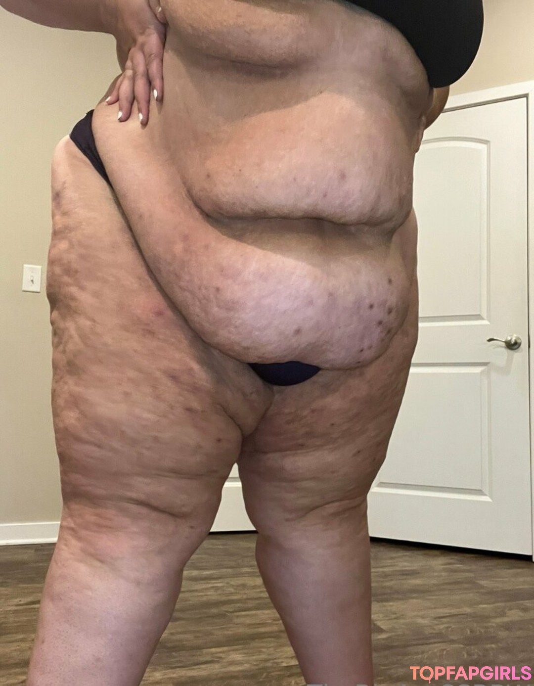 Foto desnuda filtrada de OnlyFans de Thebigassssbbw1 #189 Foto desnuda filtrada de OnlyFans de Thebigassssbbw1 #189