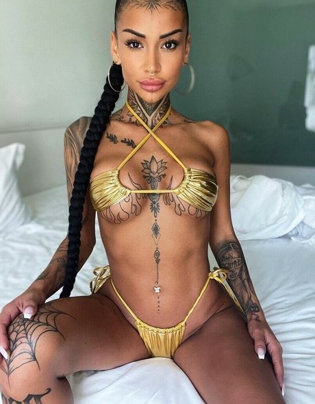 Foto desnuda filtrada de OnlyFans de Iinkiira