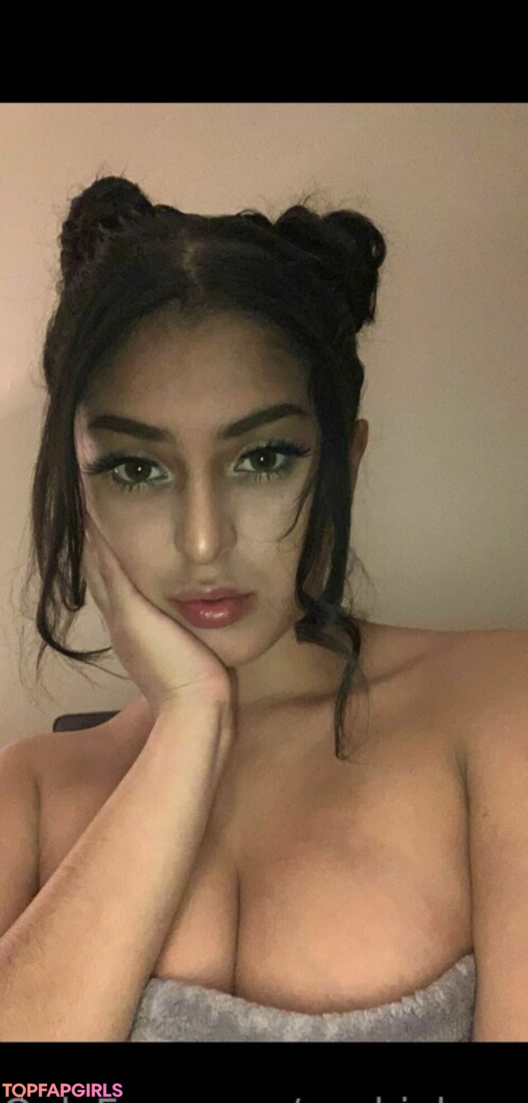 Foto desnuda filtrada de OnlyFans de Sophialeonexo #127 Foto desnuda filtrada de OnlyFans de Sophialeonexo #127