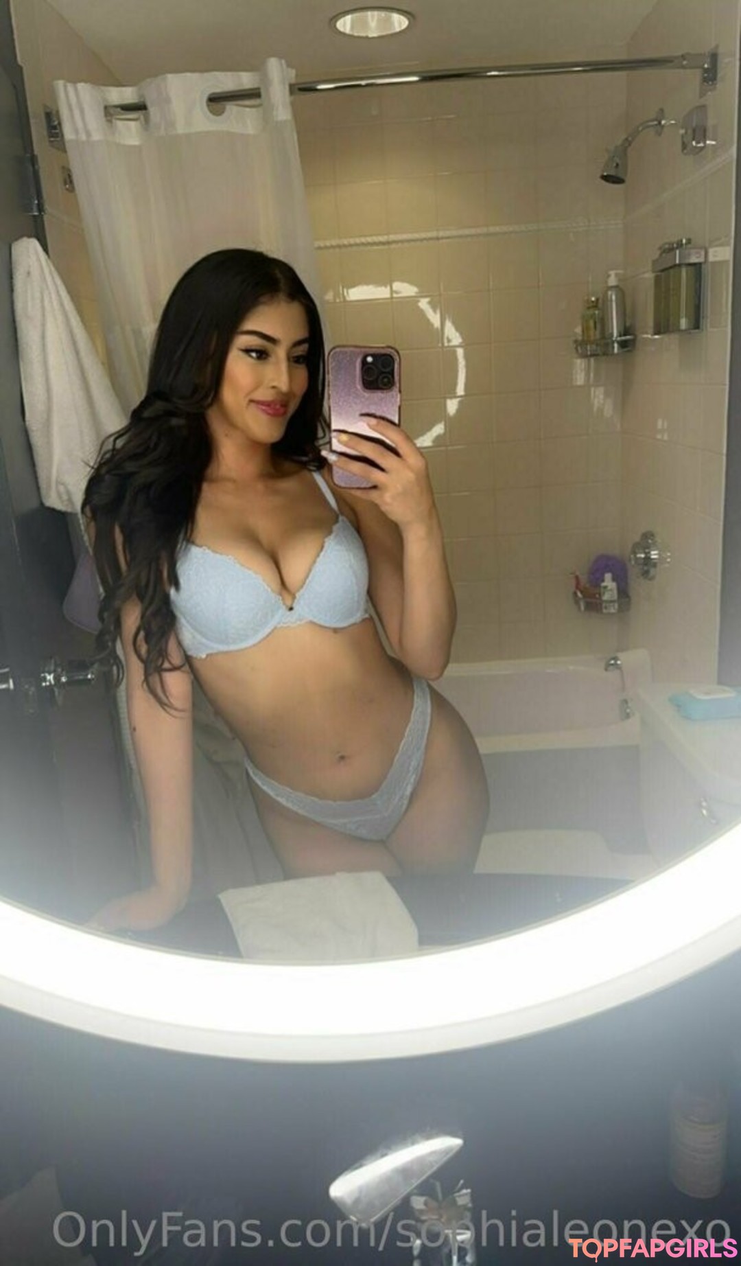 Foto desnuda filtrada de OnlyFans de Sophialeonexo #62 Foto desnuda filtrada de OnlyFans de Sophialeonexo #62