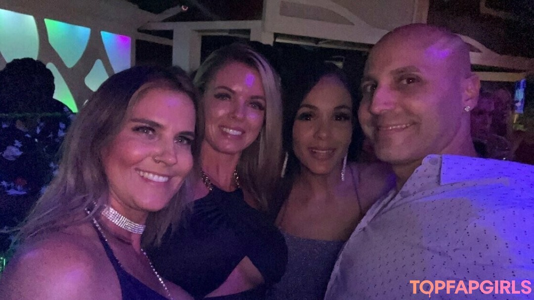 Foto desnuda filtrada de OnlyFans de Sexymama2626 #43 Foto desnuda filtrada de OnlyFans de Sexymama2626 #43