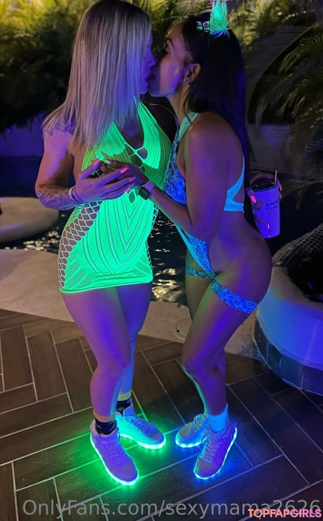 Foto desnuda filtrada de OnlyFans de Sexymama2626 #90 Foto desnuda filtrada de OnlyFans de Sexymama2626 #90