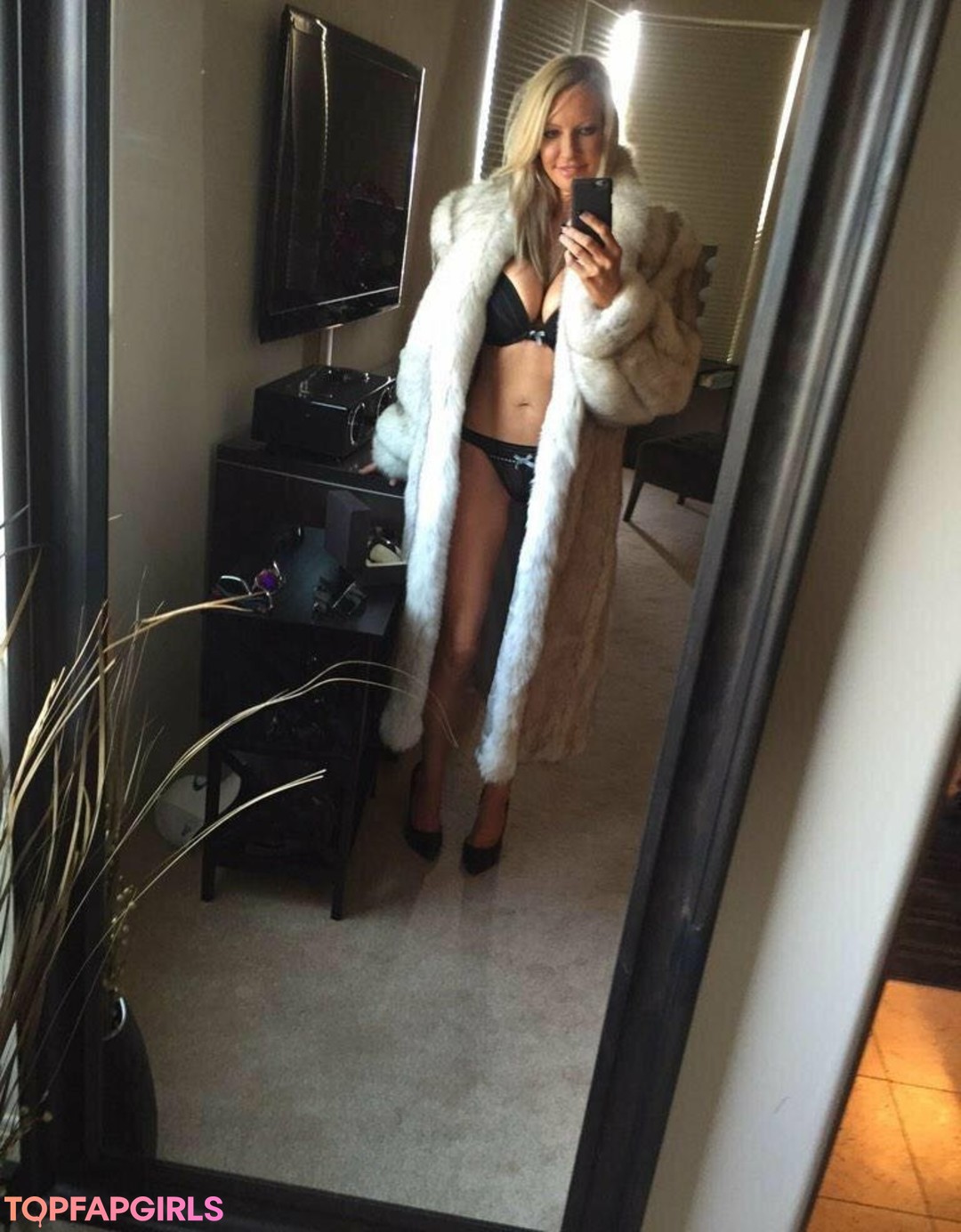 Foto desnuda filtrada de OnlyFans de Emma Starr #141 Foto desnuda filtrada de OnlyFans de Emma Starr #141