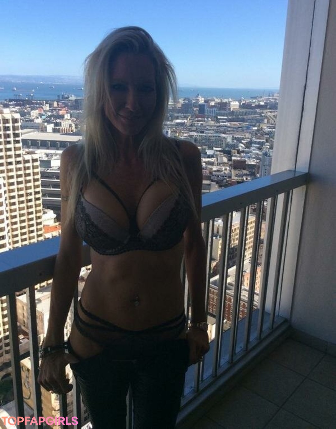 Foto desnuda filtrada de OnlyFans de Emma Starr #201 Foto desnuda filtrada de OnlyFans de Emma Starr #201