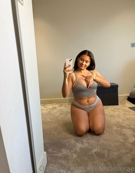 Foto desnuda filtrada de OnlyFans de Delilahbellerae