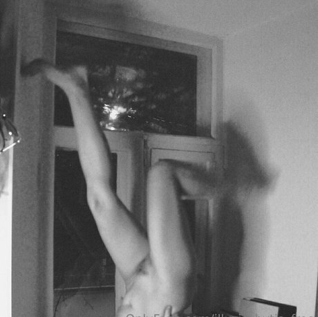 Foto desnuda filtrada de OnlyFans de Illuziabytiafree