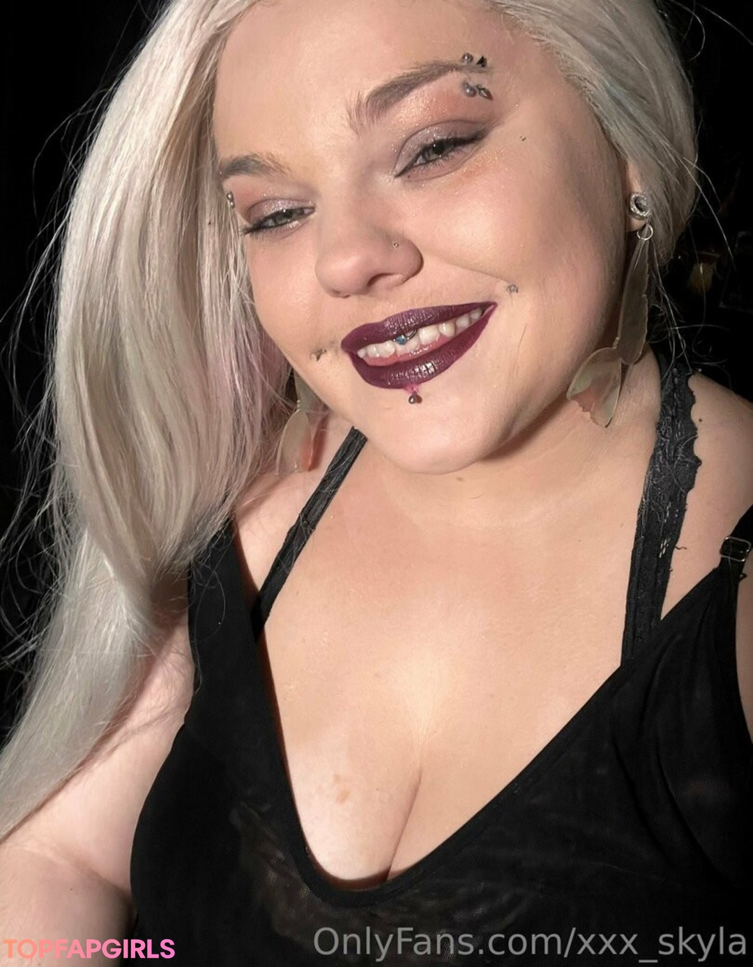 Foto desnuda filtrada de OnlyFans de Onlyskyyla #41 Foto desnuda filtrada de OnlyFans de Onlyskyyla #41