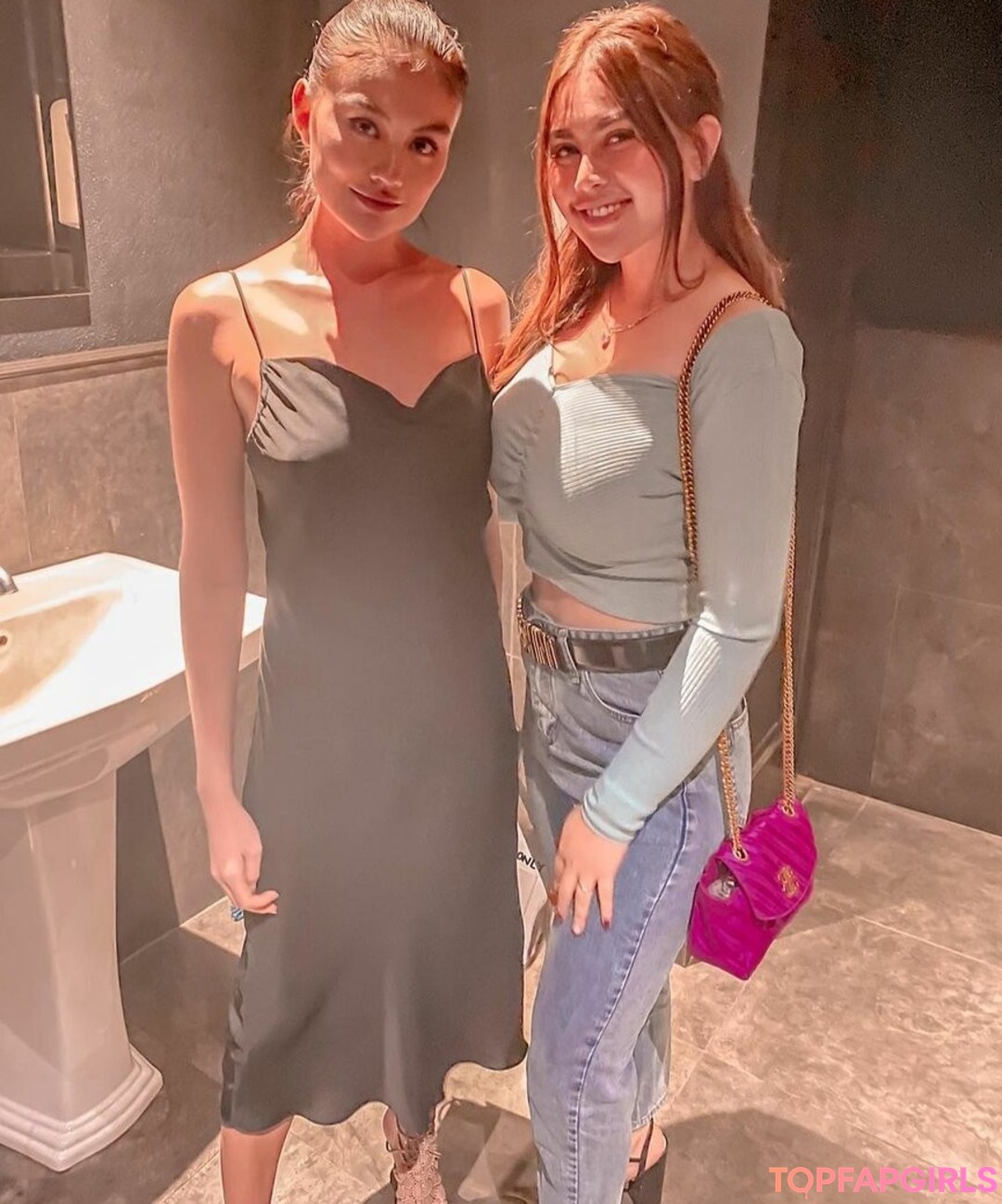 Foto desnuda filtrada de OnlyFans de Renna Dyana #62 Foto desnuda filtrada de OnlyFans de Renna Dyana #62