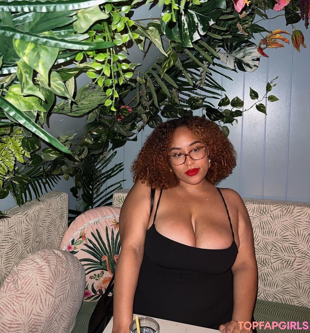 Foto desnuda filtrada de OnlyFans de Kathrynn Marie #192 Foto desnuda filtrada de OnlyFans de Kathrynn Marie #192