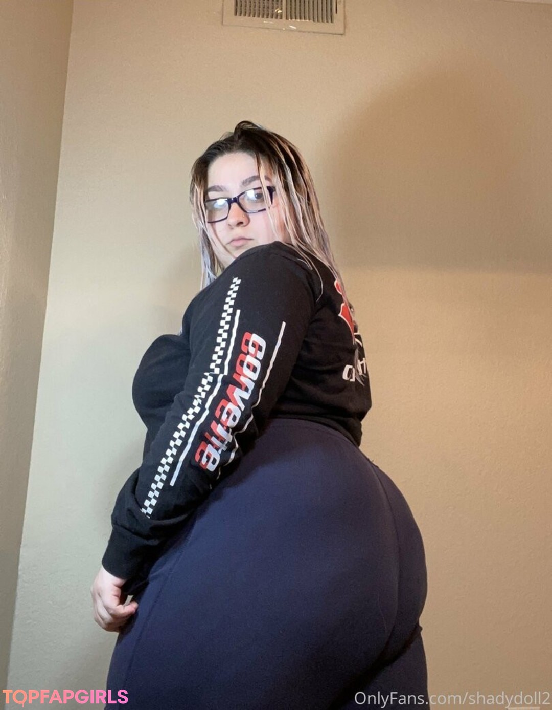 Foto desnuda filtrada de OnlyFans de Shadydoll2 #35 Foto desnuda filtrada de OnlyFans de Shadydoll2 #35