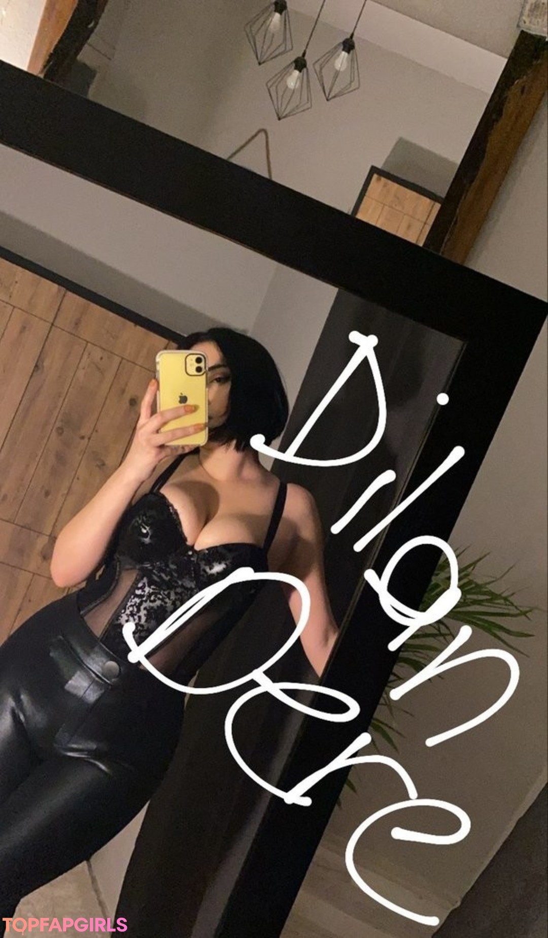Foto desnuda filtrada de OnlyFans de Dilan Dere #55 Foto desnuda filtrada de OnlyFans de Dilan Dere #55