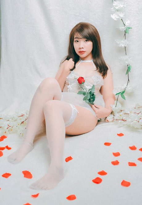 Foto desnuda filtrada de OnlyFans de Natsuki Jiro