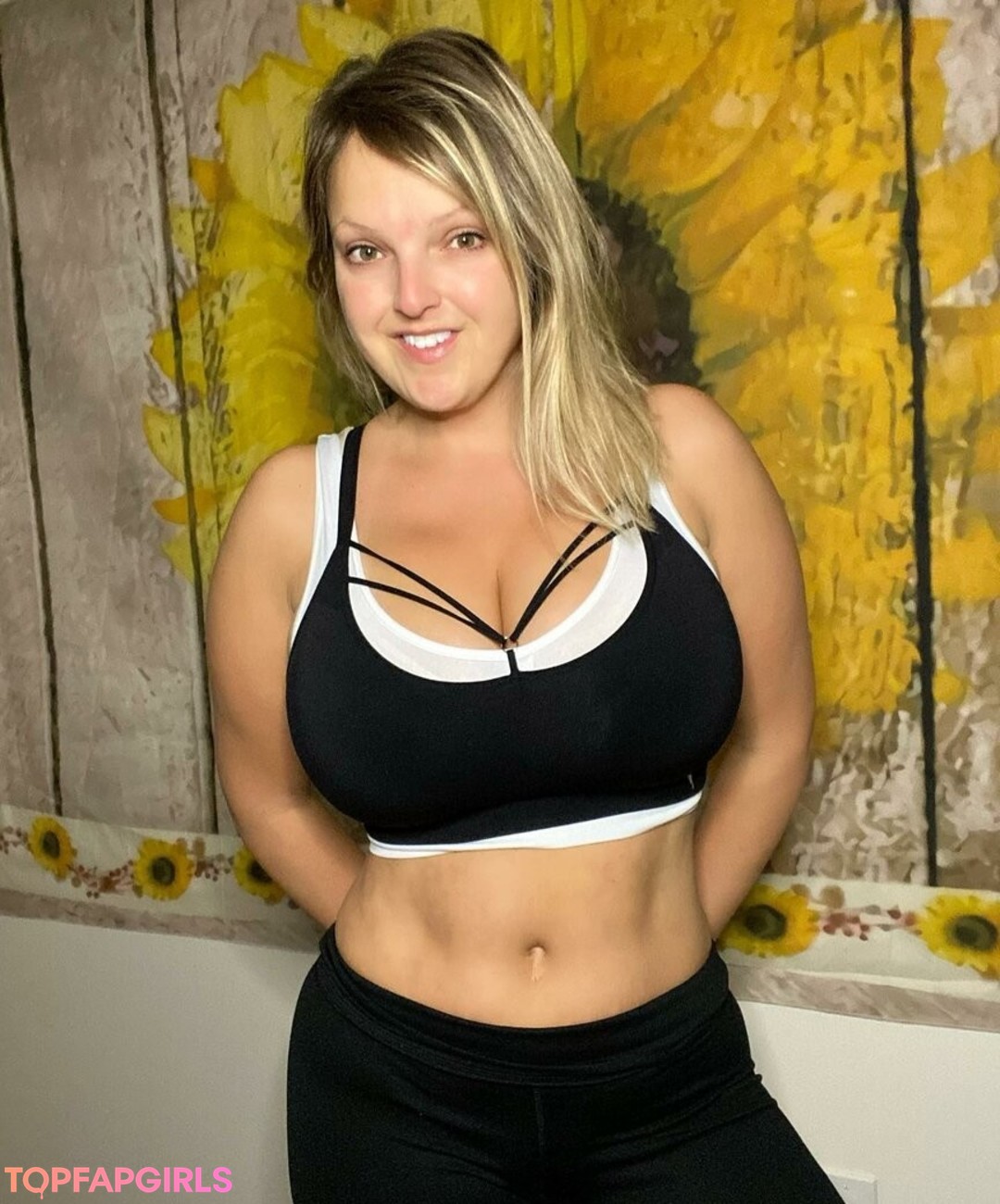 Foto desnuda filtrada de OnlyFans de Healthyhappyfitandproud #155 Foto desnuda filtrada de OnlyFans de Healthyhappyfitandproud #155