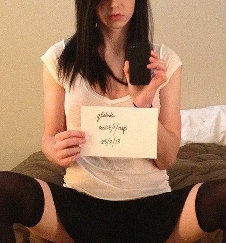 Foto desnuda filtrada de OnlyFans de Kalindra Chan