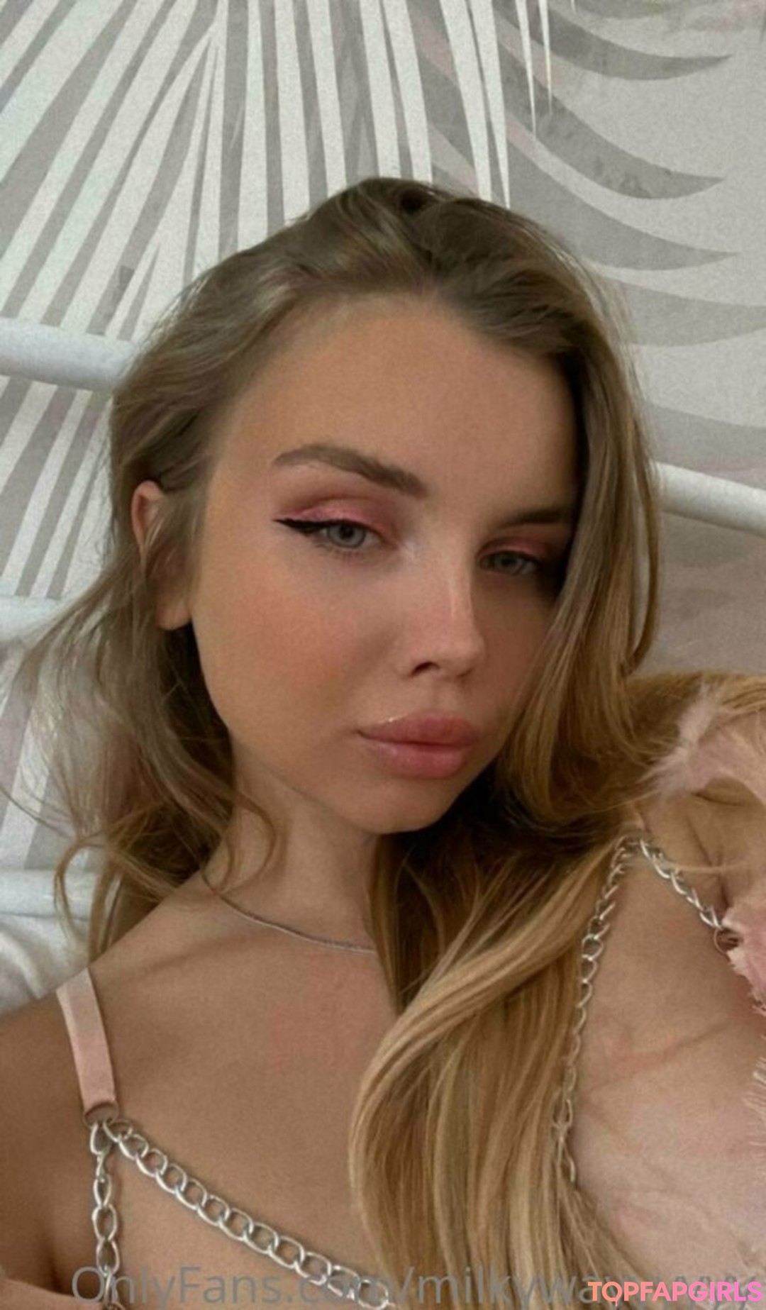 Foto desnuda filtrada de OnlyFans de Tiiiiitsqueen #95 Foto desnuda filtrada de OnlyFans de Tiiiiitsqueen #95