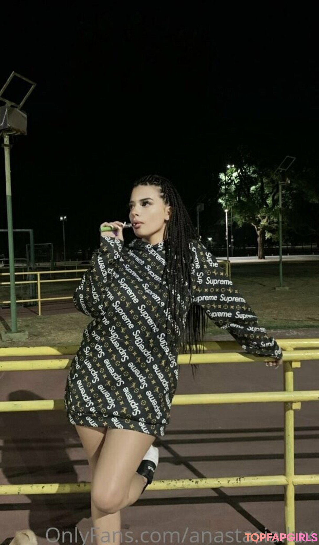 Foto desnuda filtrada de OnlyFans de Anastasia Lux #221 Foto desnuda filtrada de OnlyFans de Anastasia Lux #221