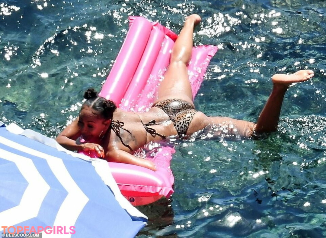 Foto desnuda filtrada de OnlyFans de Melanie Brown #50 Foto desnuda filtrada de OnlyFans de Melanie Brown #50