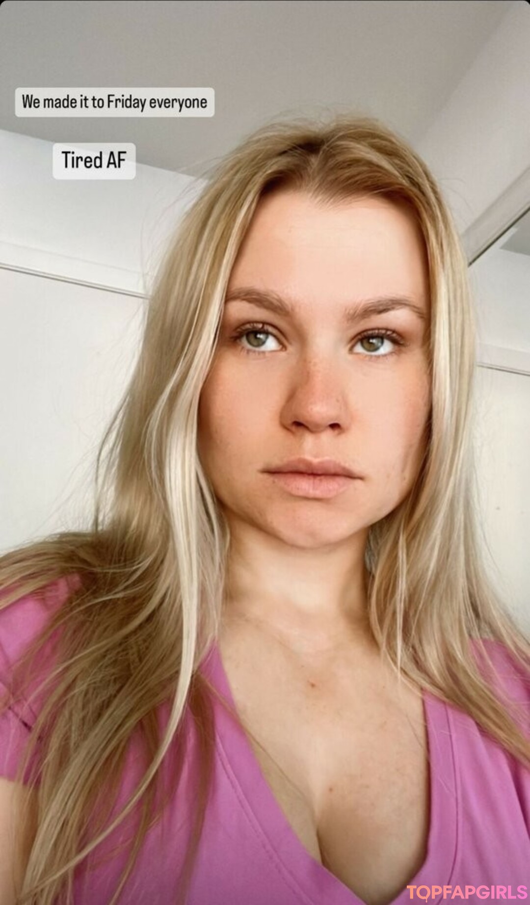 Foto desnuda filtrada de OnlyFans de Natashatherussian #10 Foto desnuda filtrada de OnlyFans de Natashatherussian #10