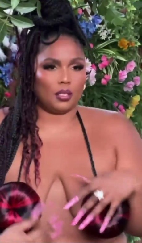 Foto desnuda filtrada de OnlyFans de Lizzo