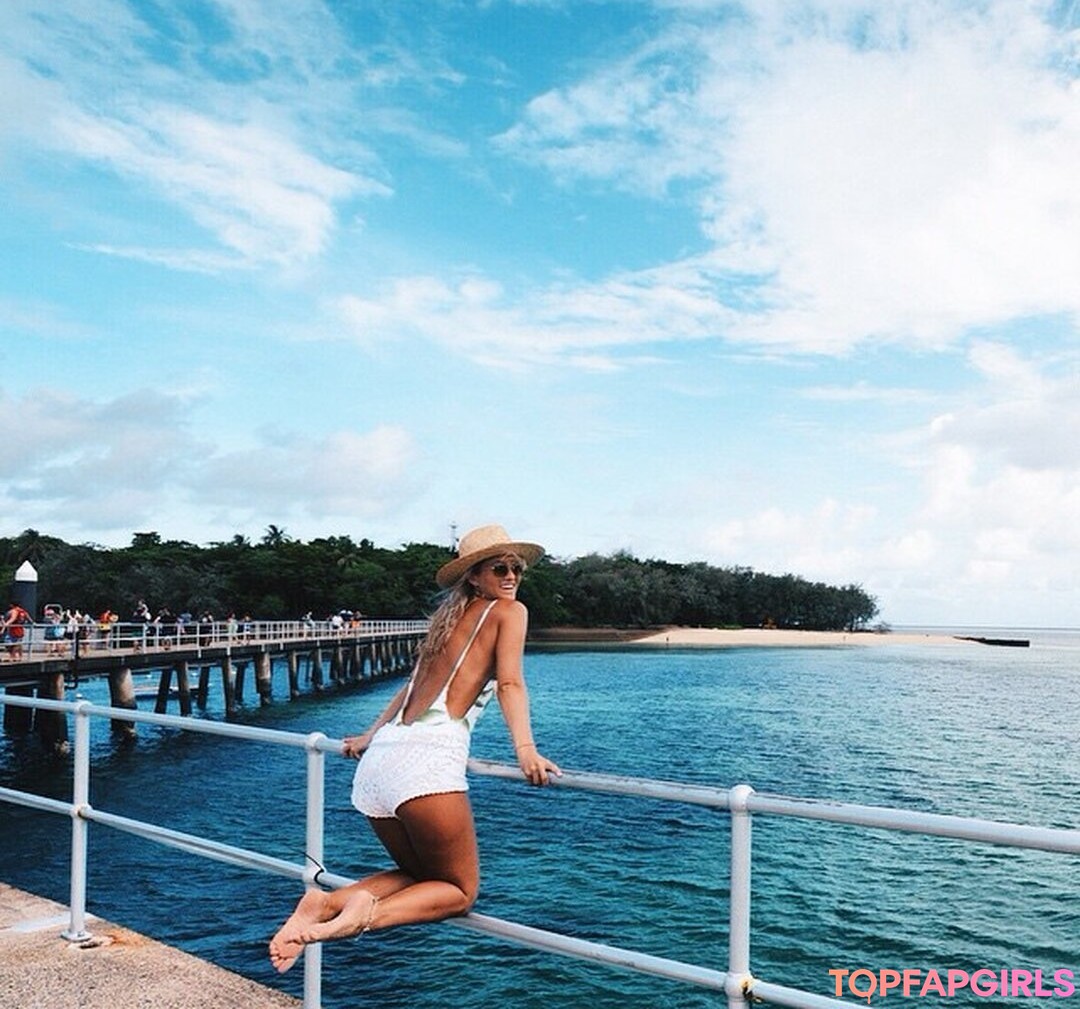 Foto desnuda filtrada de OnlyFans de Lauren Bullen #20 Foto desnuda filtrada de OnlyFans de Lauren Bullen #20