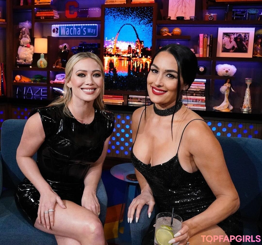 Foto desnuda filtrada de OnlyFans de Hillary Duff #134 Foto desnuda filtrada de OnlyFans de Hillary Duff #134