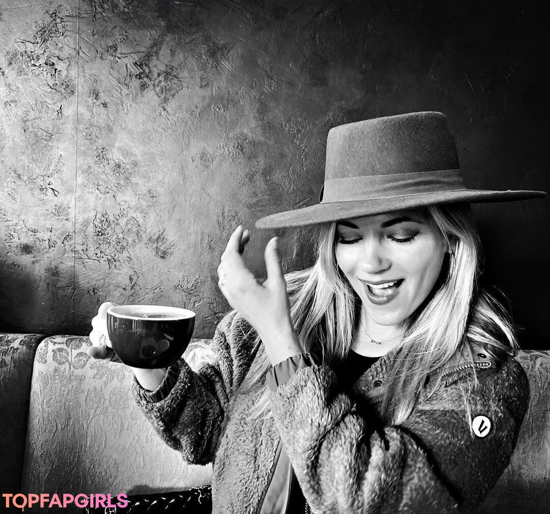 Foto desnuda filtrada de OnlyFans de Katheryn Winnick #236 Foto desnuda filtrada de OnlyFans de Katheryn Winnick #236