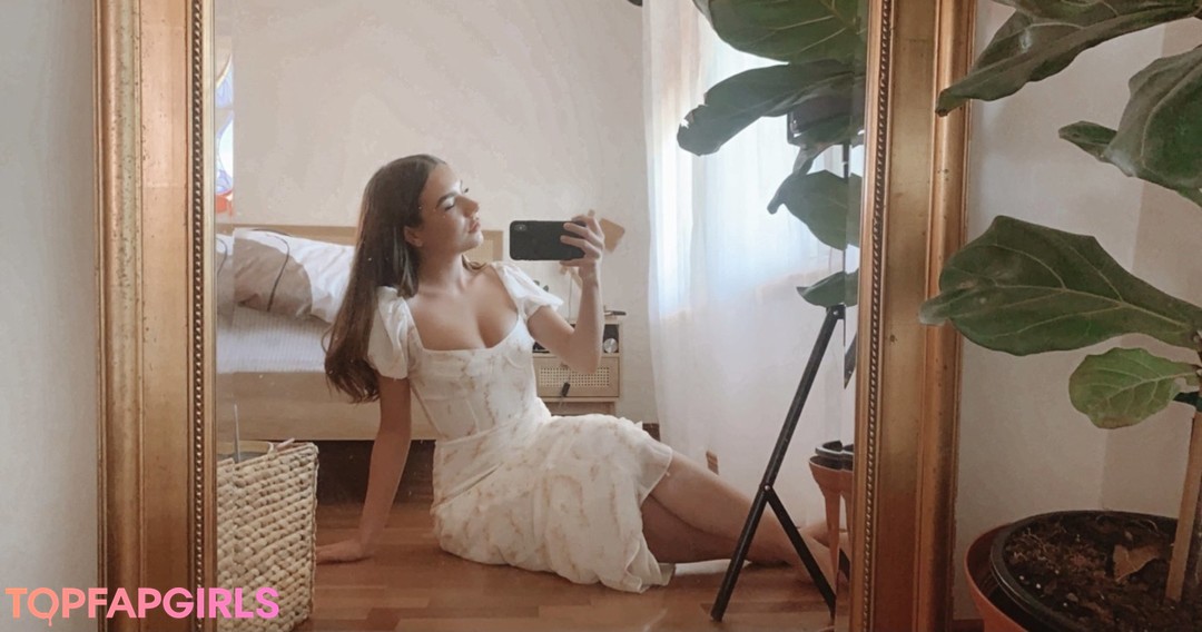 Foto desnuda filtrada de OnlyFans de Paladinamber #33 Foto desnuda filtrada de OnlyFans de Paladinamber #33