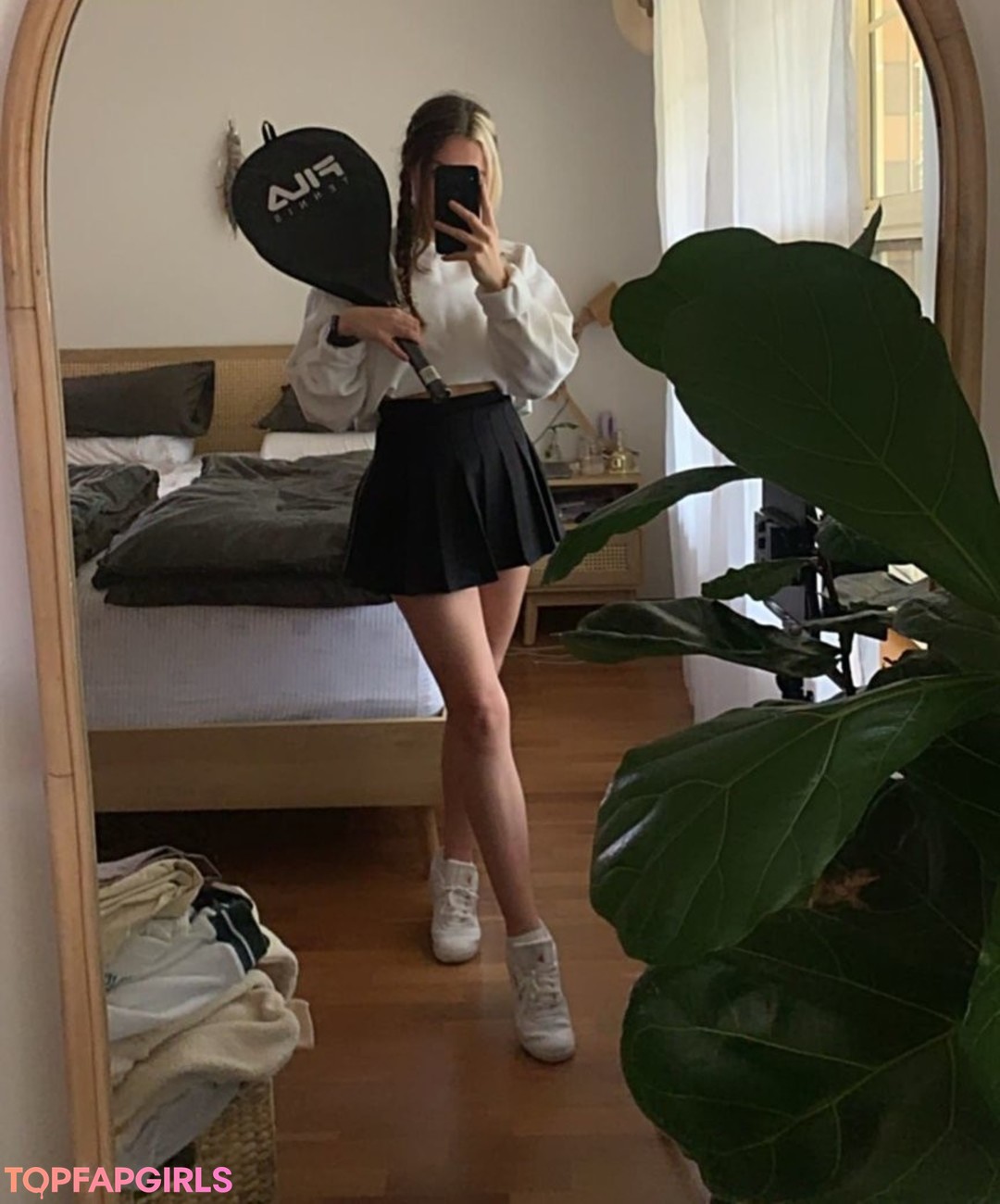 Foto desnuda filtrada de OnlyFans de Paladinamber #46 Foto desnuda filtrada de OnlyFans de Paladinamber #46