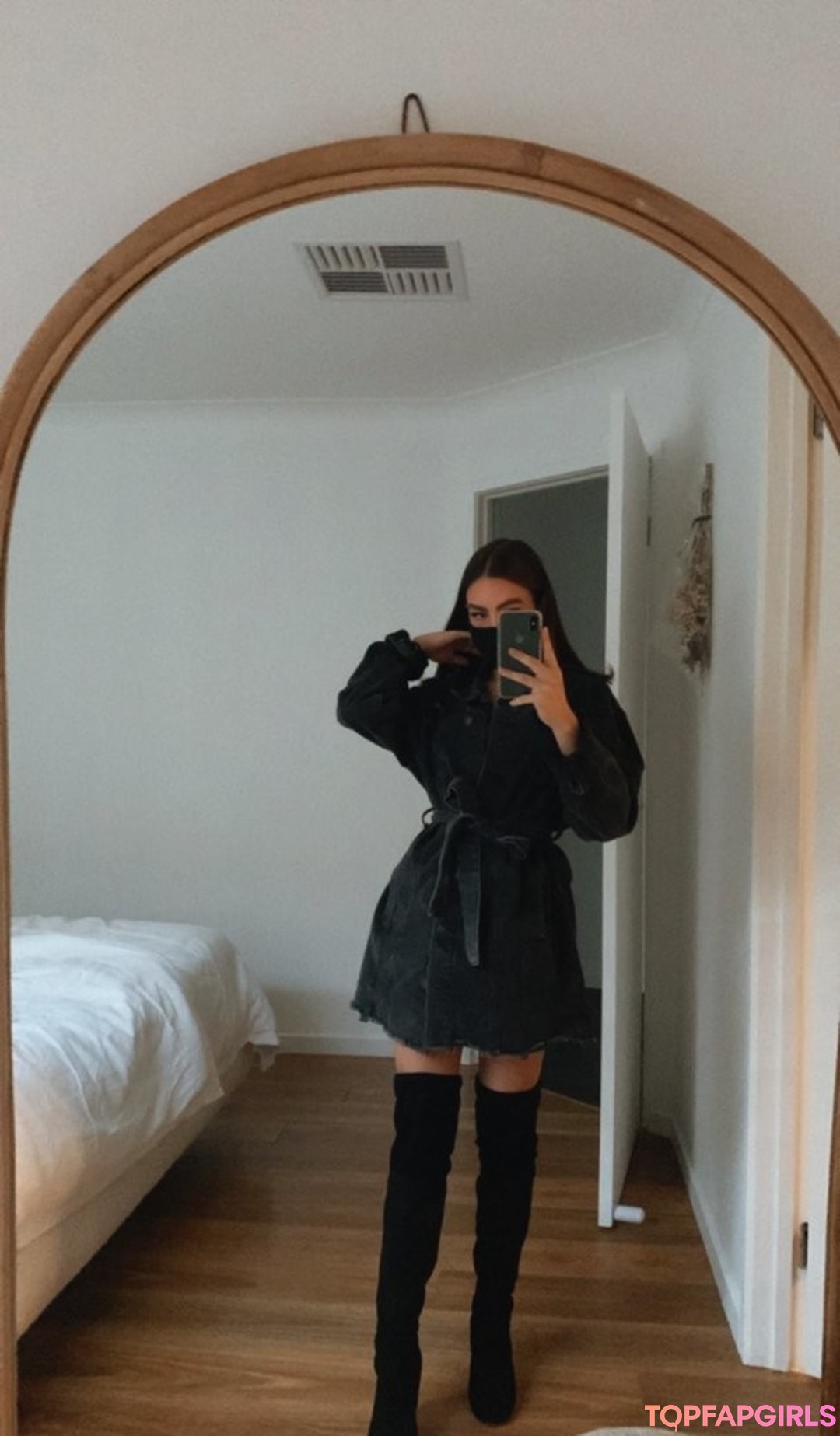 Foto desnuda filtrada de OnlyFans de Paladinamber #58 Foto desnuda filtrada de OnlyFans de Paladinamber #58