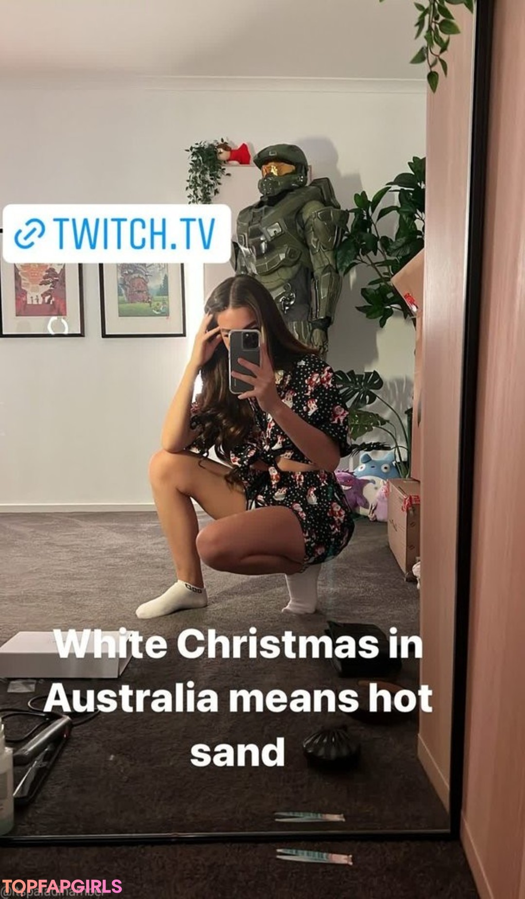 Foto desnuda filtrada de OnlyFans de Paladinamber #62 Foto desnuda filtrada de OnlyFans de Paladinamber #62