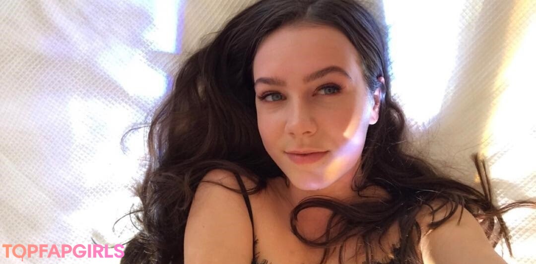 Foto desnuda filtrada de OnlyFans de Paladinamber #63 Foto desnuda filtrada de OnlyFans de Paladinamber #63