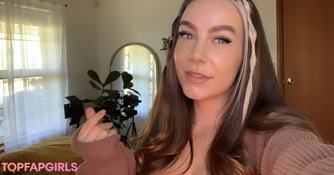 Foto desnuda filtrada de OnlyFans de Paladinamber #78 Foto desnuda filtrada de OnlyFans de Paladinamber #78