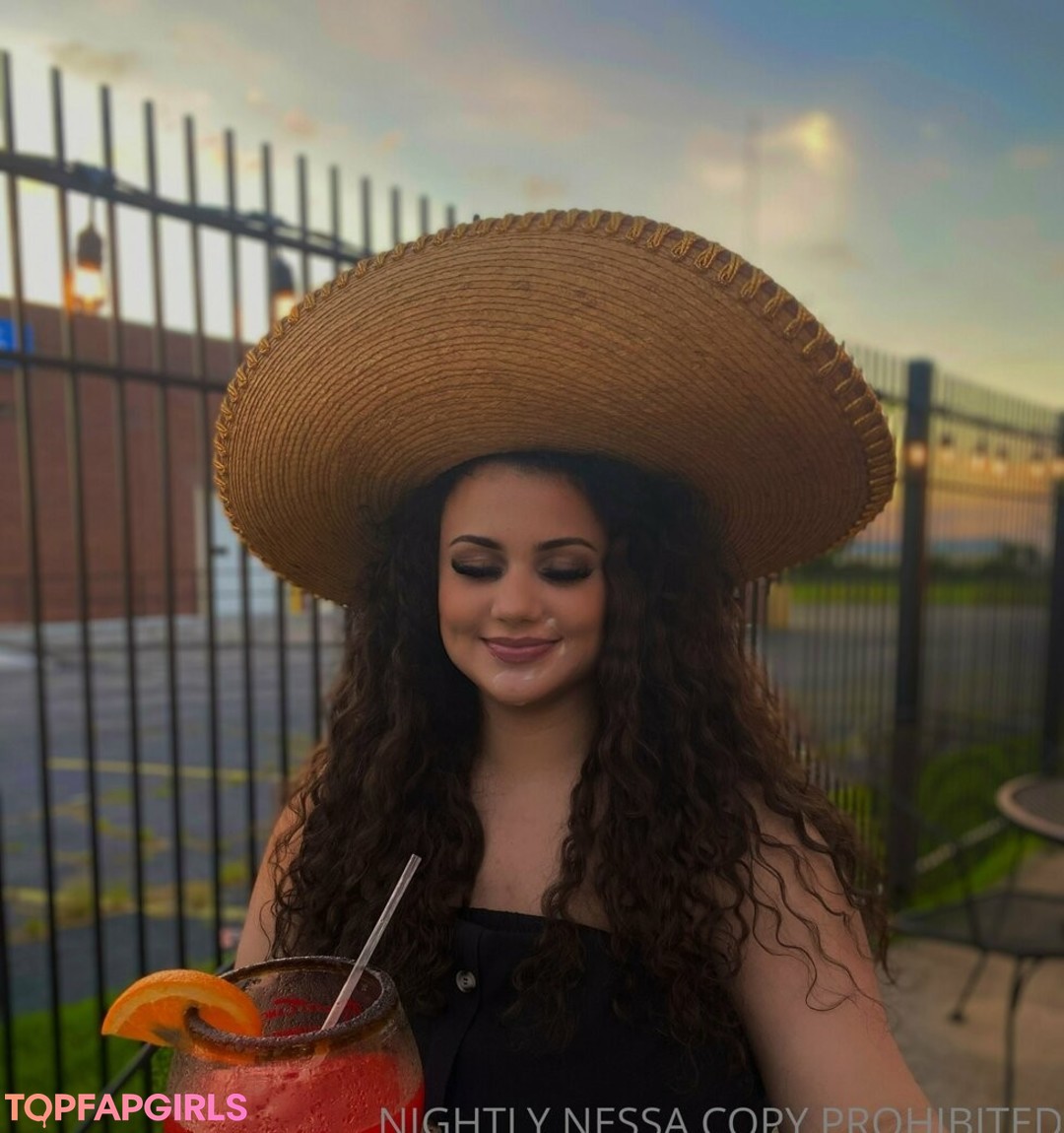 Foto desnuda filtrada de OnlyFans de Nessatnight #131 Foto desnuda filtrada de OnlyFans de Nessatnight #131