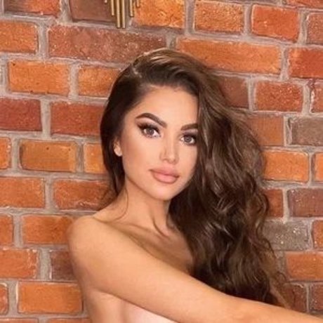 Foto desnuda filtrada de OnlyFans de Aurolka Poland